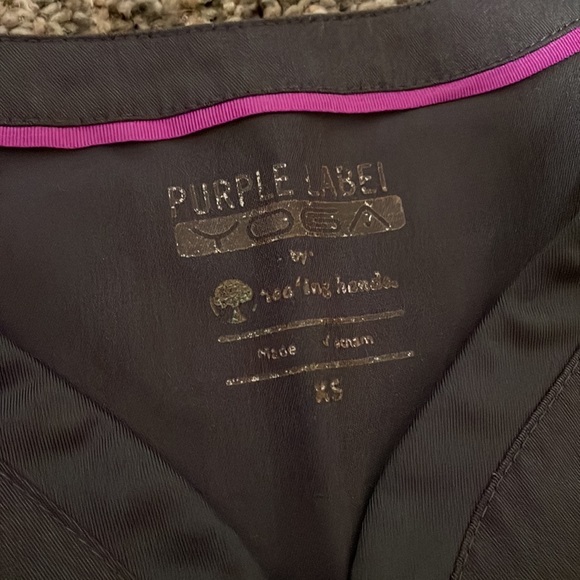 Scrub top - Picture 2 of 2